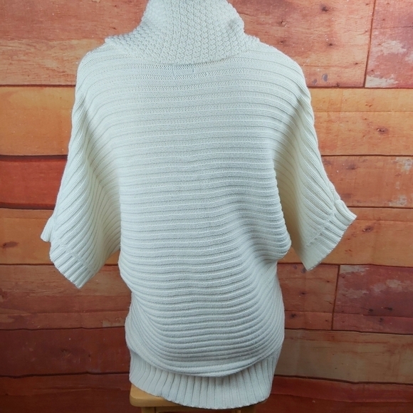 𝅺Cable knit bat sleeve big turtle neck sweater - Picture 5 of 8